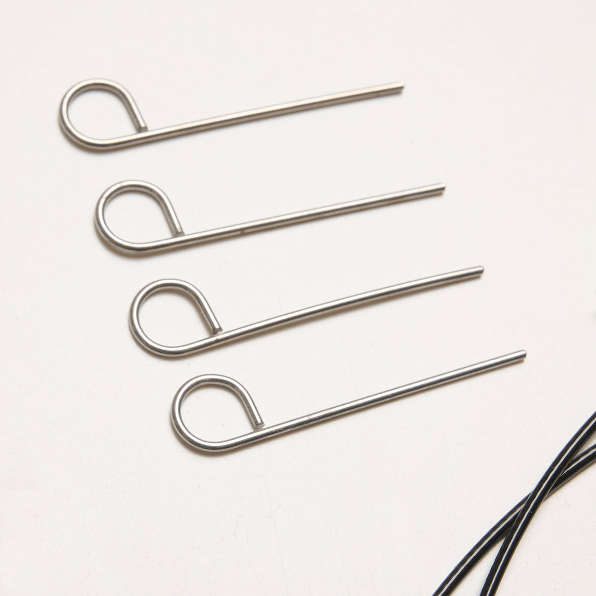 Mayflower Create Black & White Udskiftbar Rundpindesæt