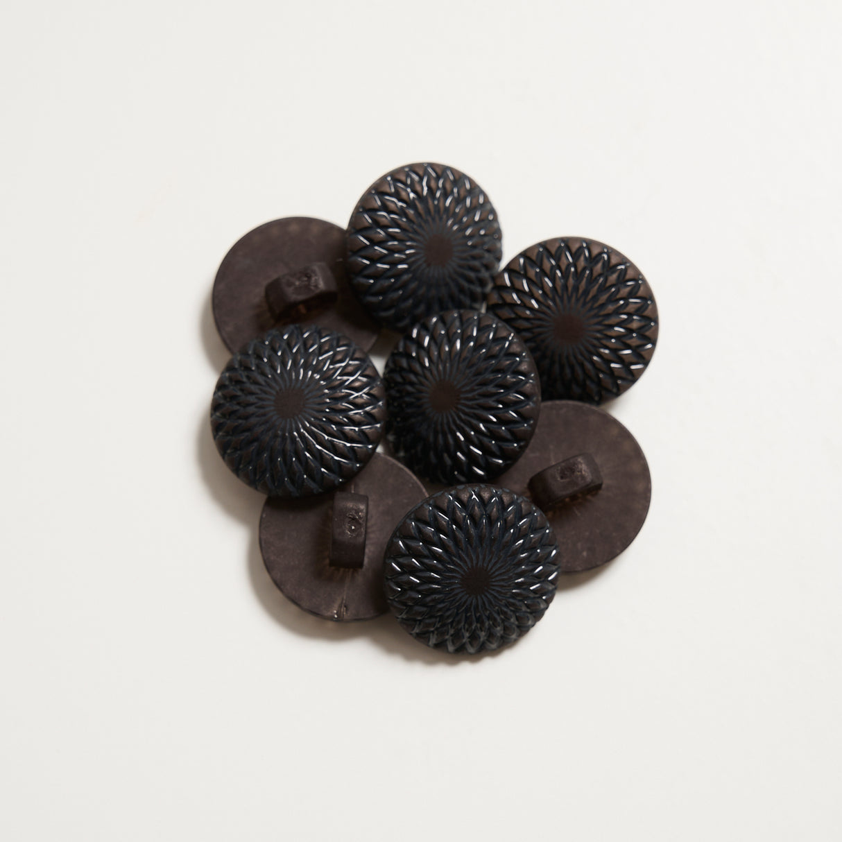 Mayflower Creative, guziki kwiatki 8 szt/ 13 - 15 mm