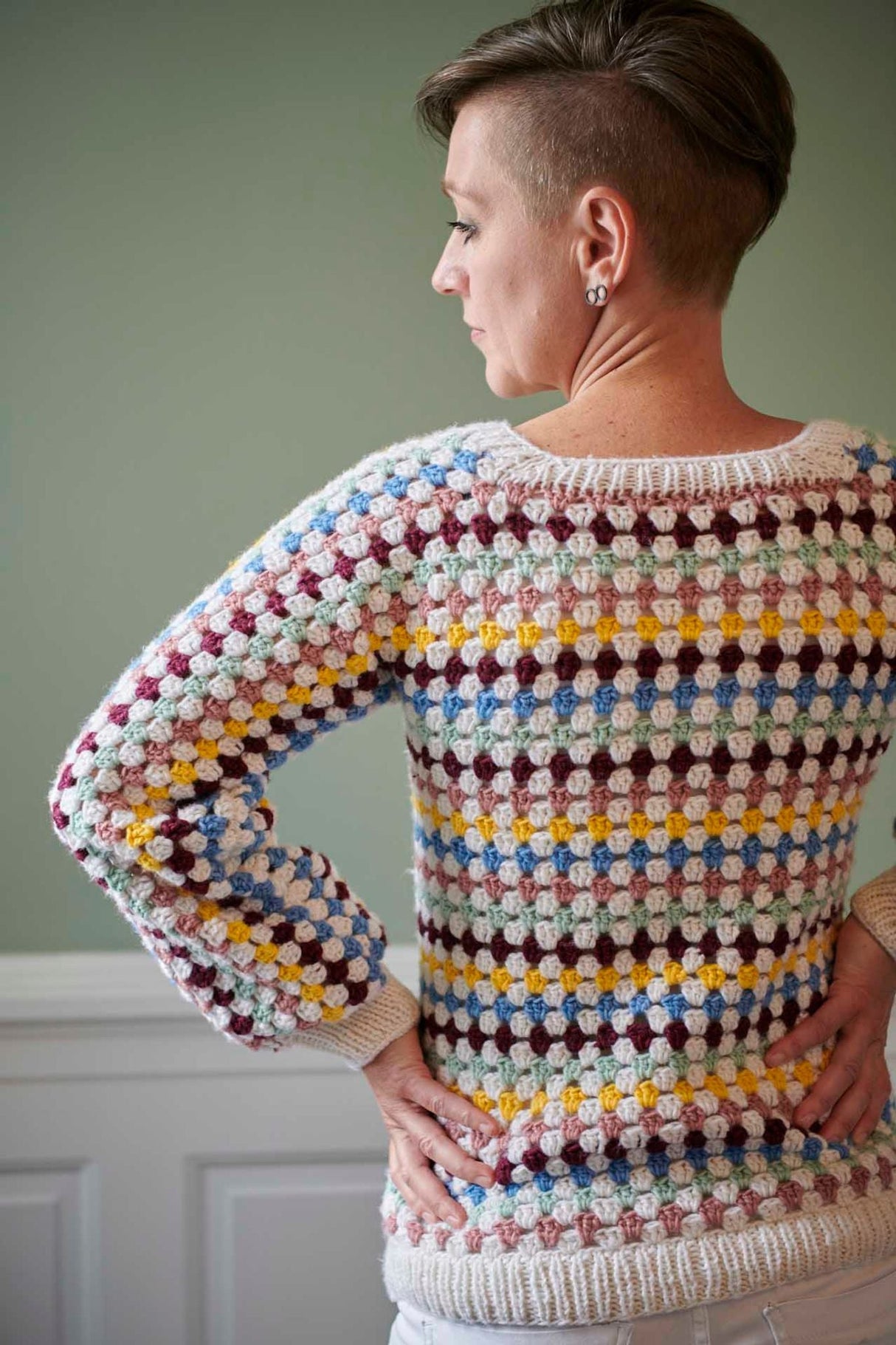 FR16 - szydełkowa bluzka w prążki