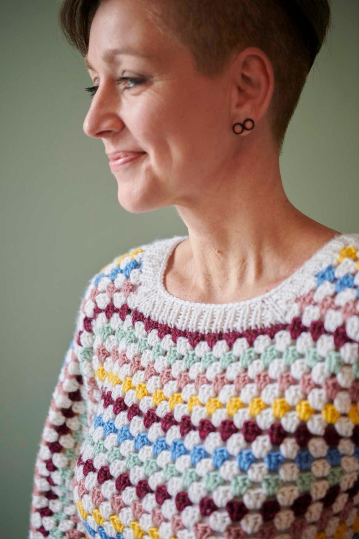 FR16 - szydełkowa bluzka w prążki