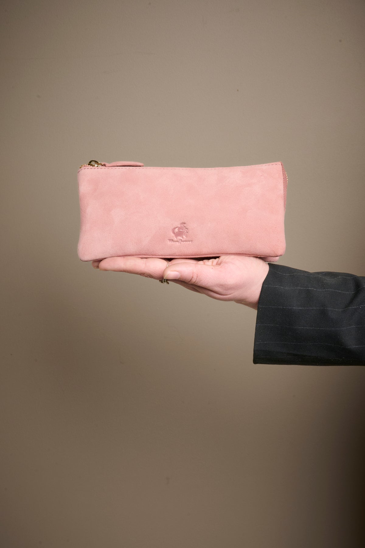 Mayflower Create, Etui ELISA