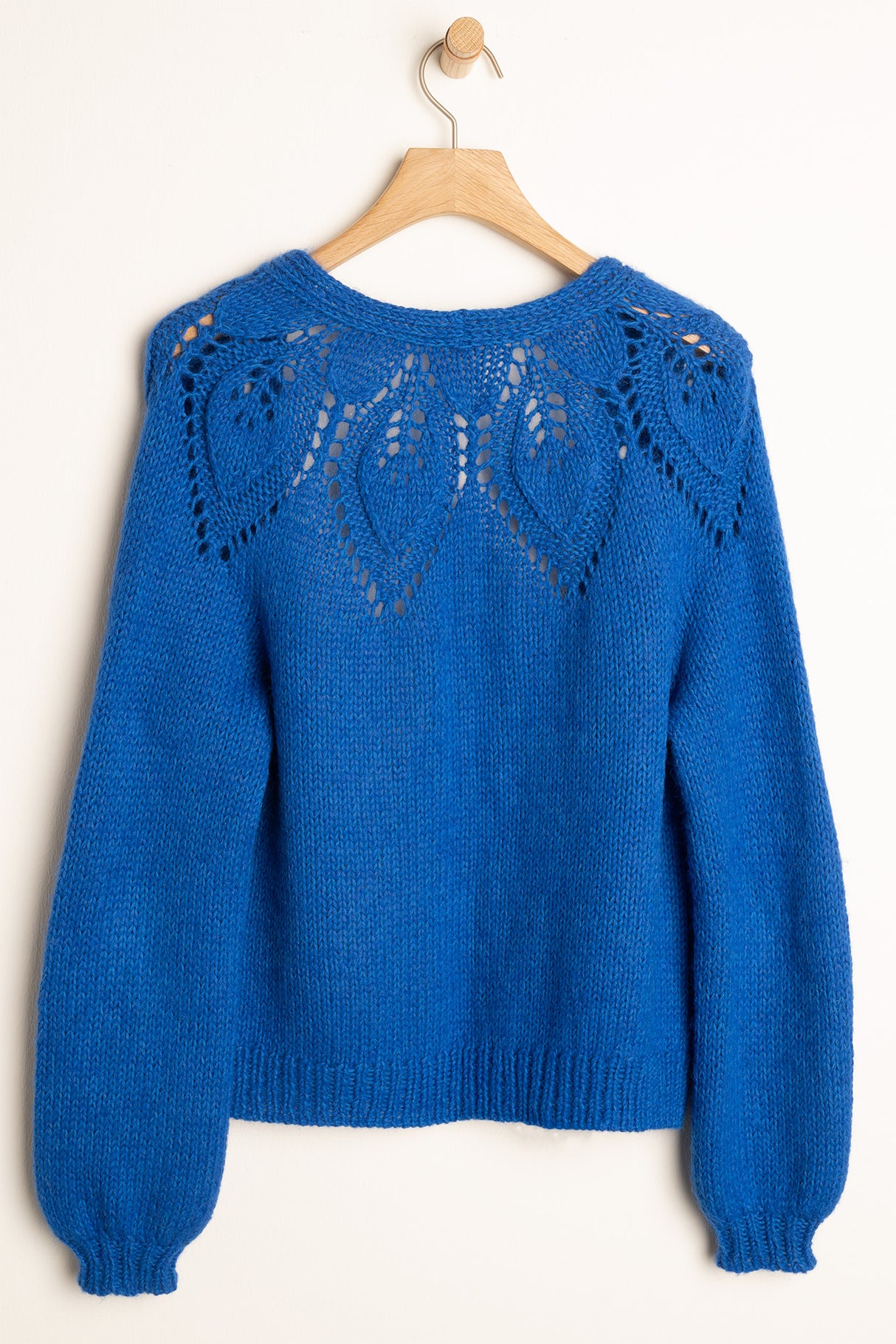Chunky Dahlia v-neck cardigan